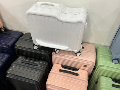 Luggage and travel bags supplier contact